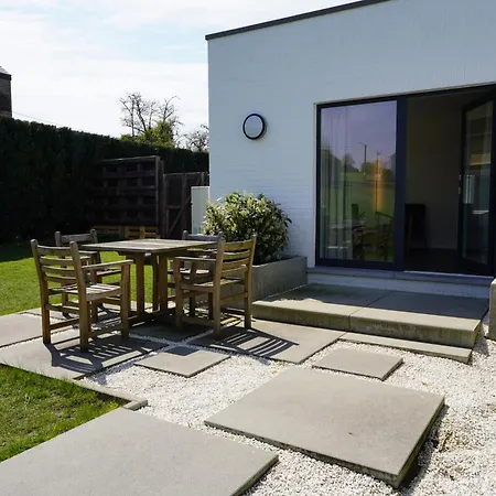 De La Cote Dor : Zen A La Campagne Fosses-La-Ville