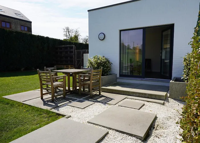 De La Cote Dor : Zen A La Campagne Fosses-La-Ville